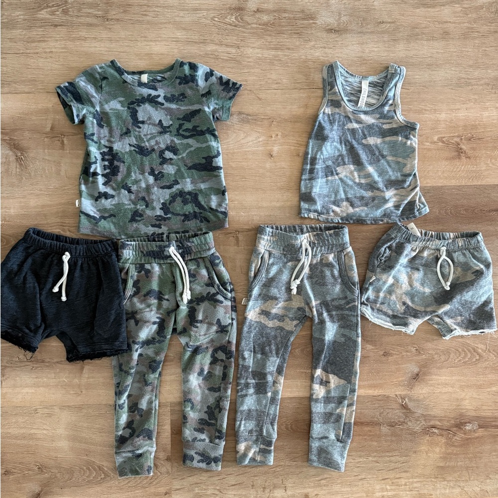 Childhoods clothing camo